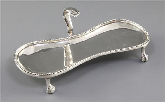 A George III silver snuffers stand, by John Arnell, Length 188mm weight 5.8oz/183grms